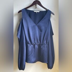 Trina Turk Navy Cold Shoulder Satin Top Size M
